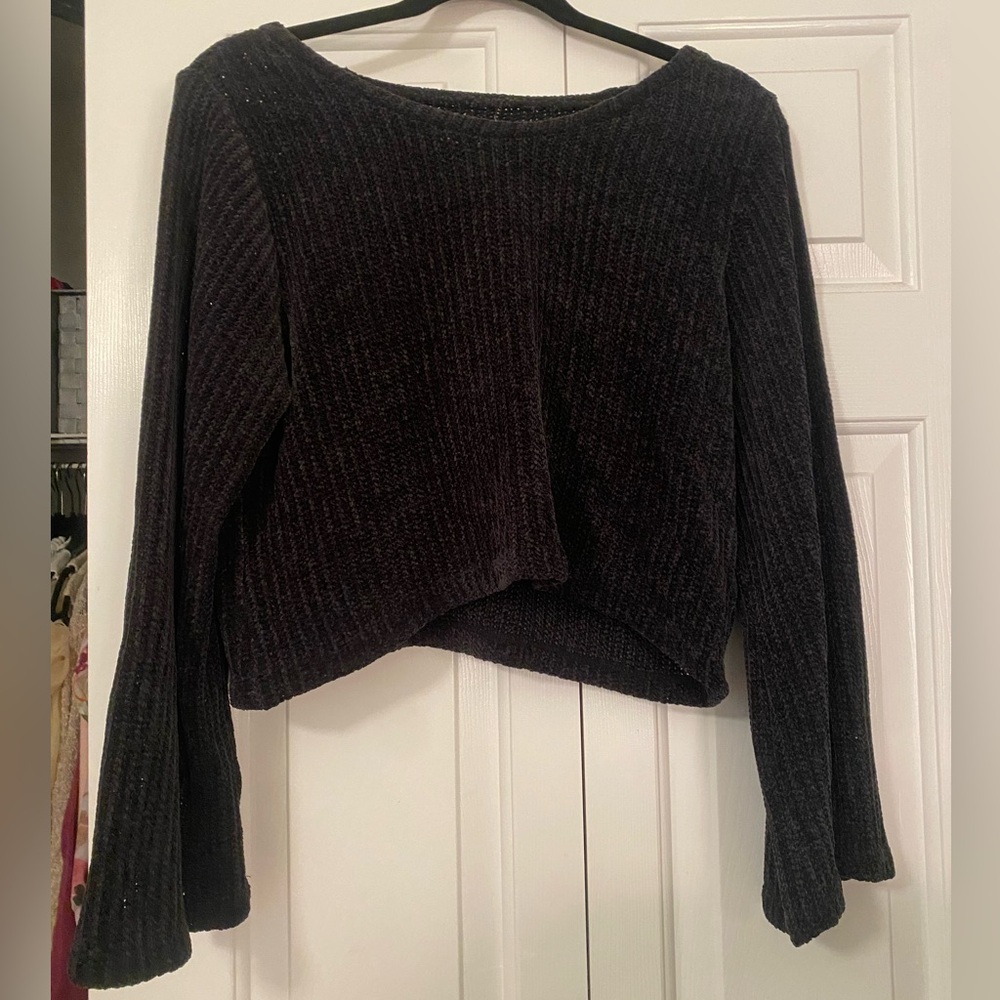 Altar’d State Black Cropped Sweater Size Small